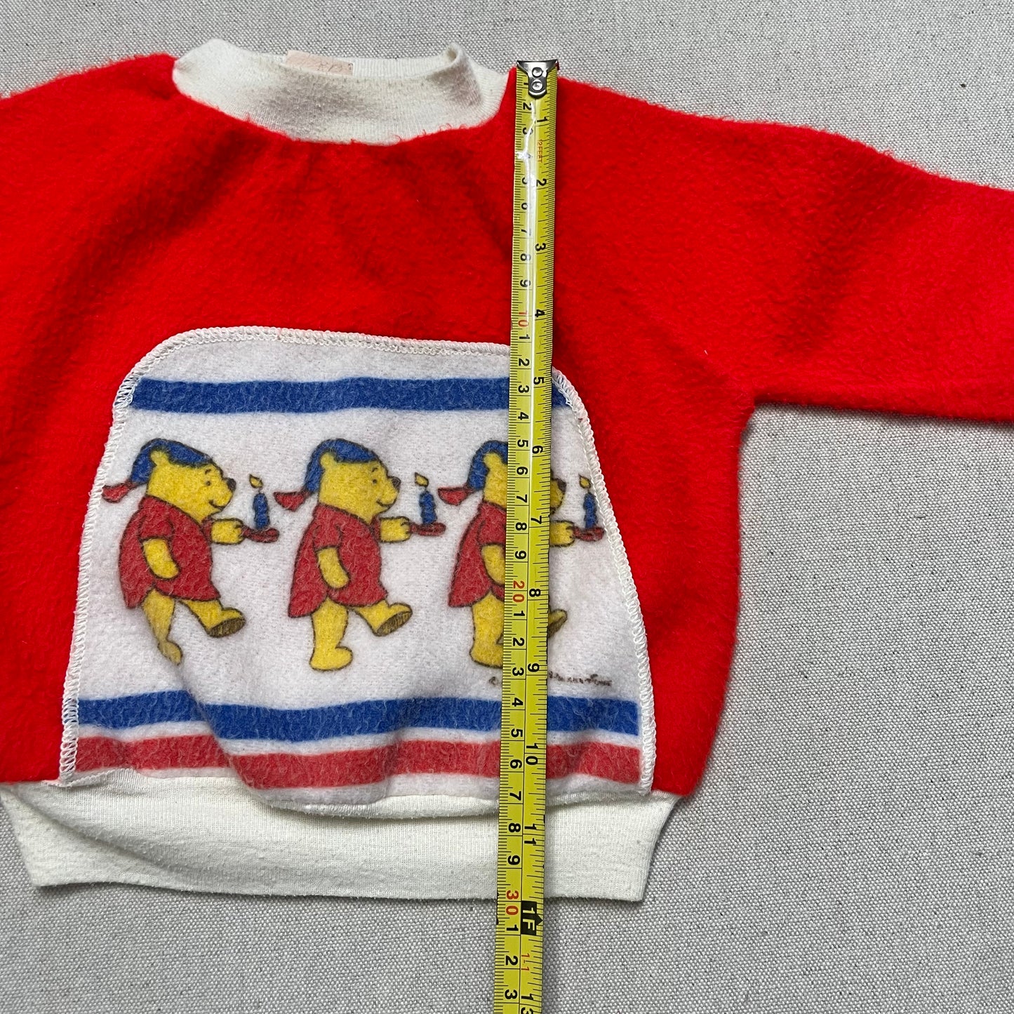 70s 80s Kids Toddler Infant Vintage Sears Disney Winnie the Pooh Red Fleece Big Pocket Raglansleeve Top / 9m 12m 18m 24m
