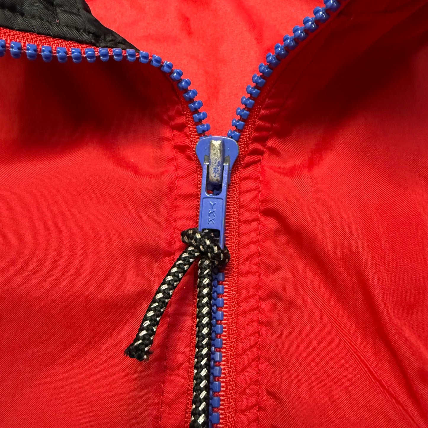 90s Kids Vintage Nike Red Blue Multicolour Hidden Hood with Light Reflector Windbreaker Light Jacket / 6y 7y 8y