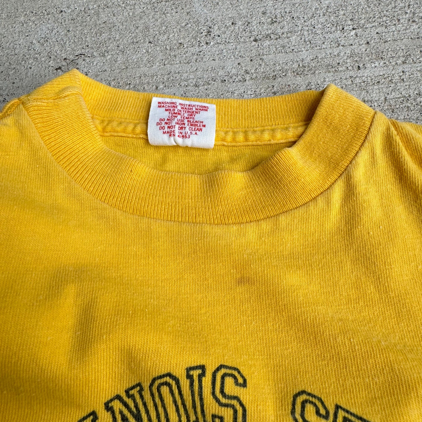 80s Kids Vintage Disney Illinois State Minnie Mouse University Yellow 100% Cotton T-Shirt 8Y 9Y 10Y 1-Y