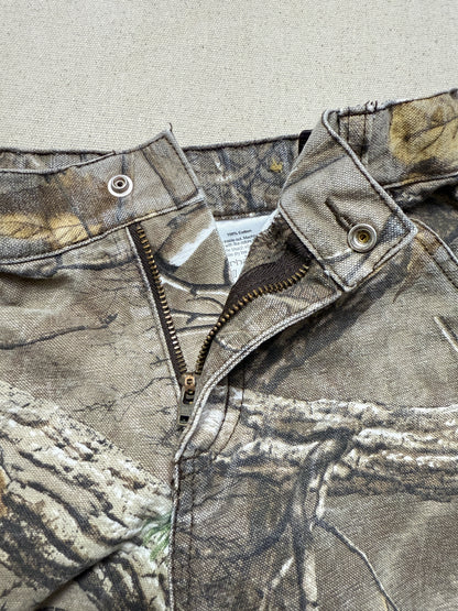 Kids Vintage Carhartt Duck Real Tree Camo Adjustable Waist Pants / 5y 6y
