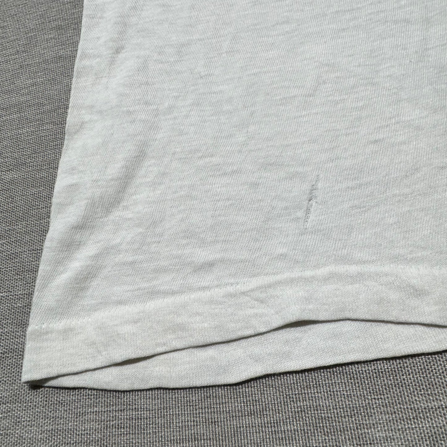 70s Kids Vintage Hanes Utah Honey Bee Souvenir Print White Short Sleeve T-Shirt M 10Y 11Y 12Y Made in USA