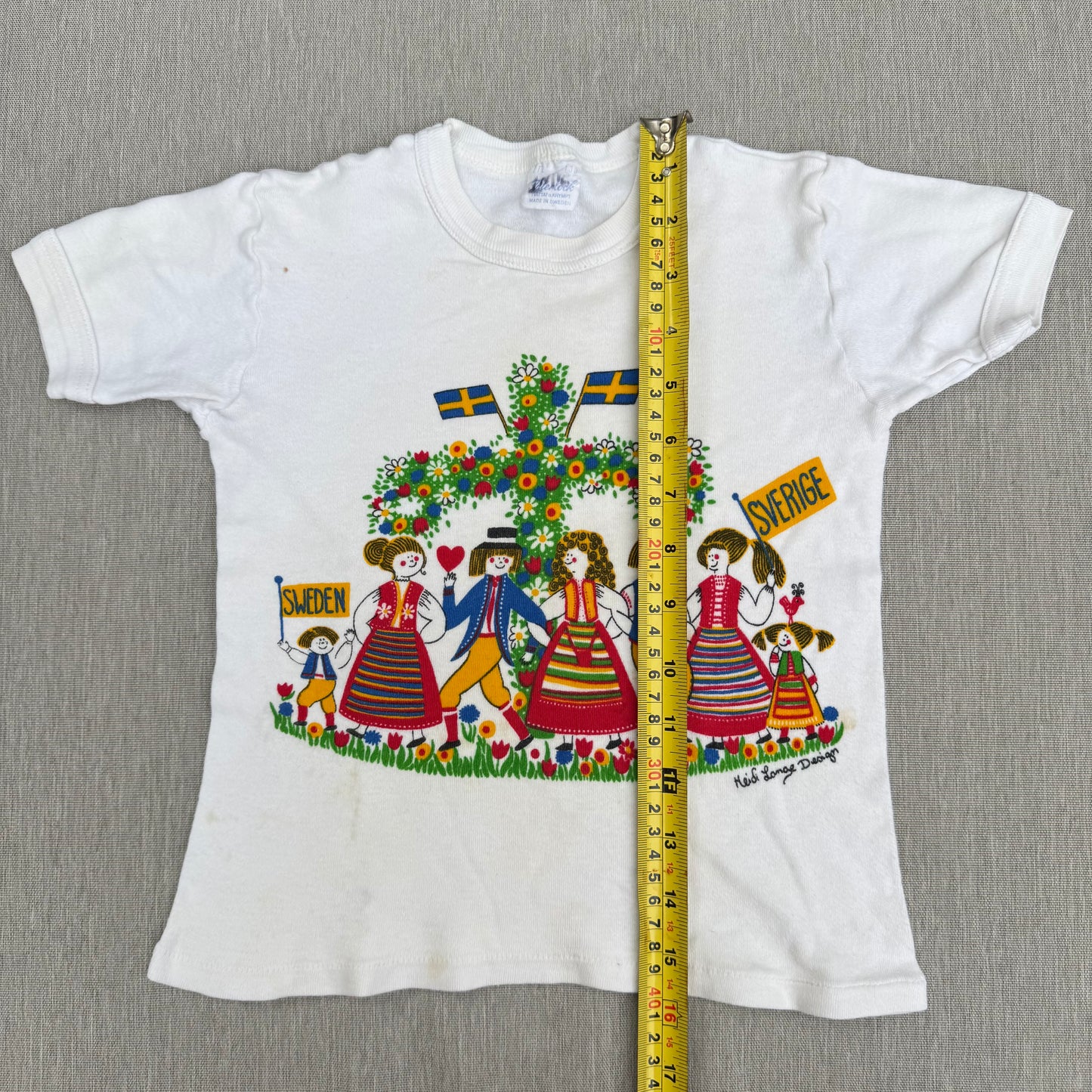 70s Kids Vintage Sweden Cute Print Design Off White Short Sleeve T-Shirt Made in Sweden 3Y 4Y 5Y