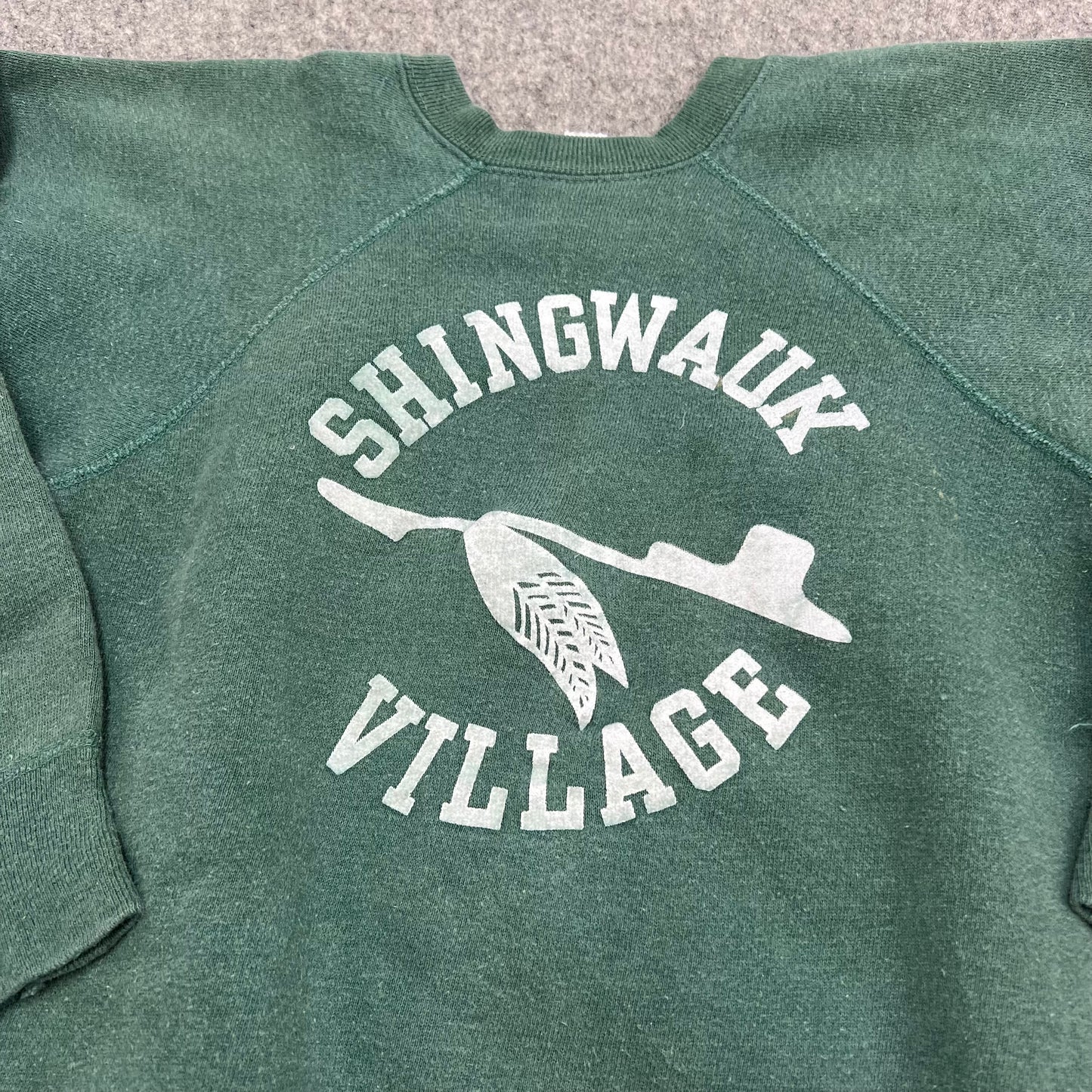 60s Vintage Kids Shingwauk Village Green Sweat 10-12Y