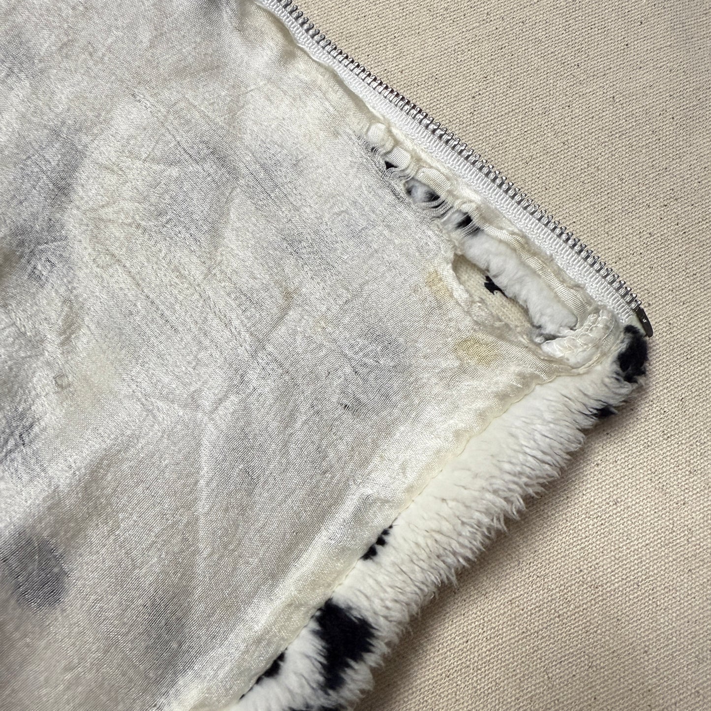 90s Kids Vintage Dalmatian Faux Fur Lined Zip Up Hooded jacket / 5y 6y