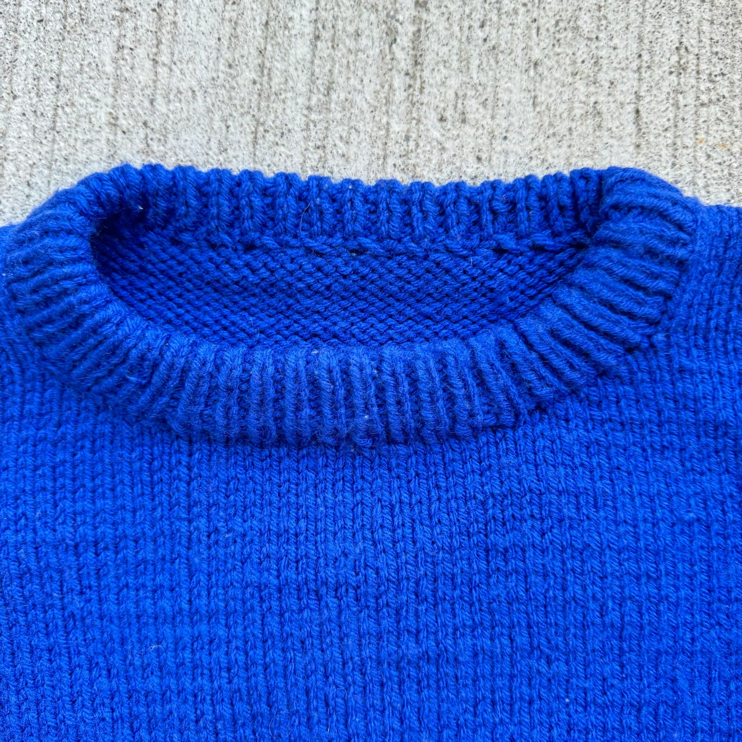 Kids Vintage Child Royal Blue Knit Hans Made Toronto Maple Leafs Knit Pullover Sweater 7Y 8Y 9Y