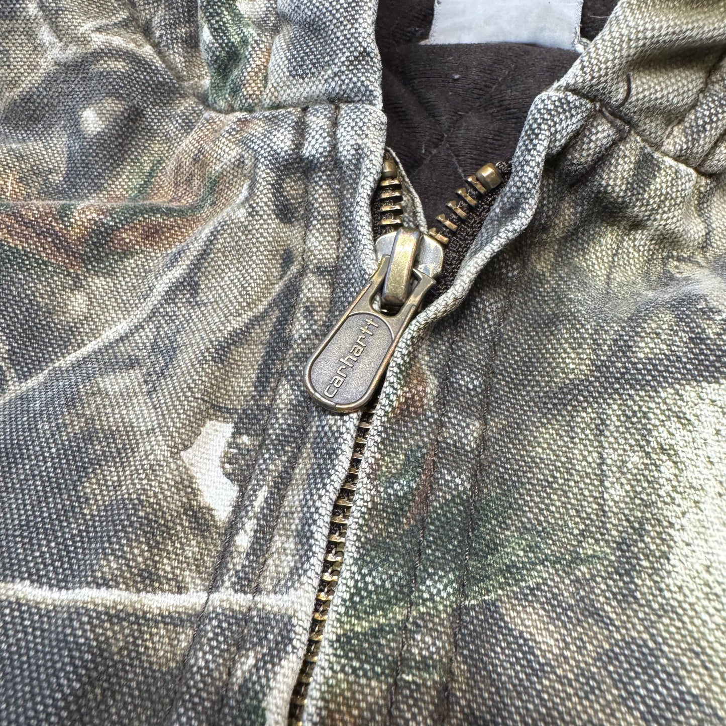 2000s Kids Youth Vintage Carhartt Camo Real Tree Hooded Active Lined Heavy Jacket / S/ 7y 8y