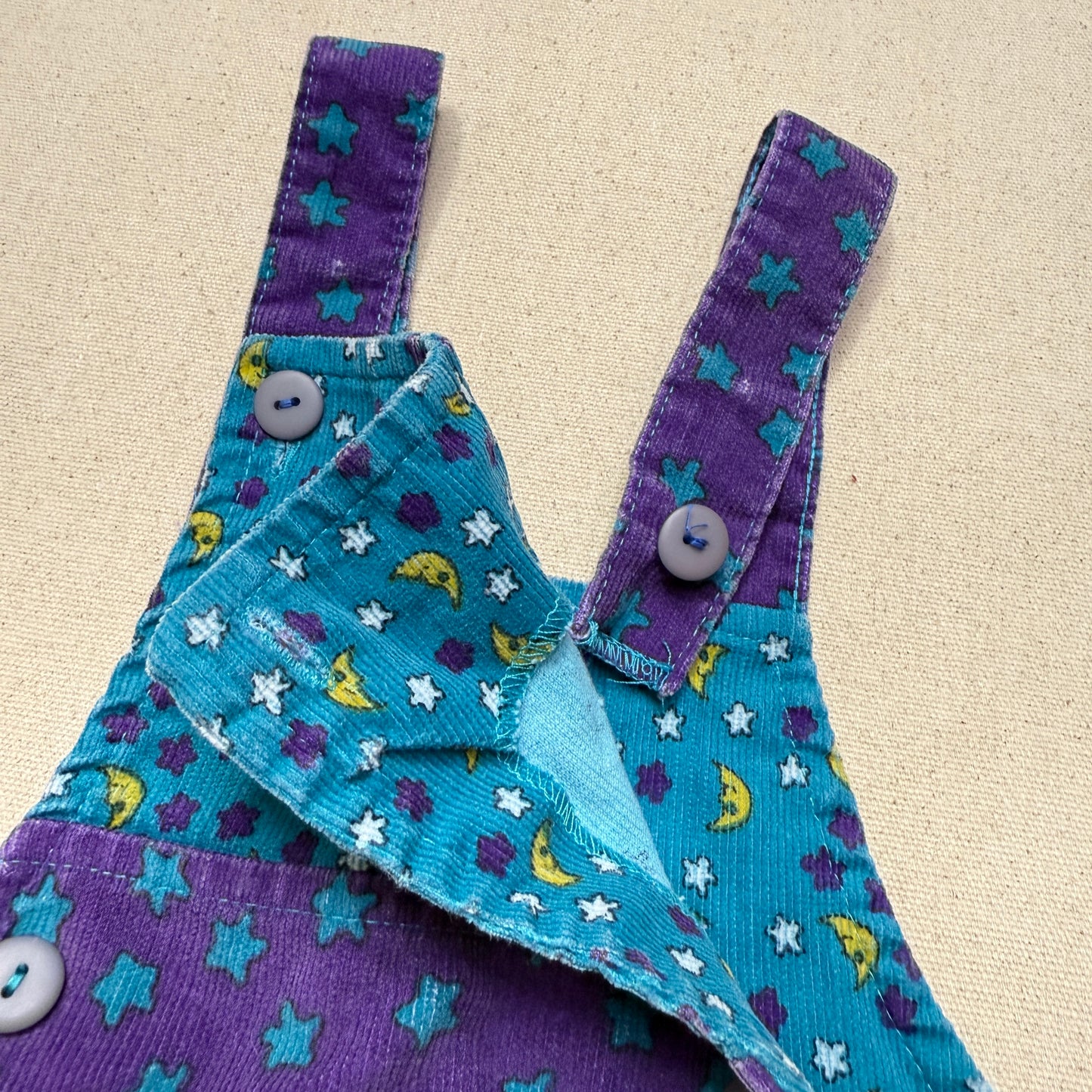 90s Kids Toddler Vintage Star Moon AOP Longsleeve Tshirt & Corduroy Overall 2pc Set / 24m 2T 3T