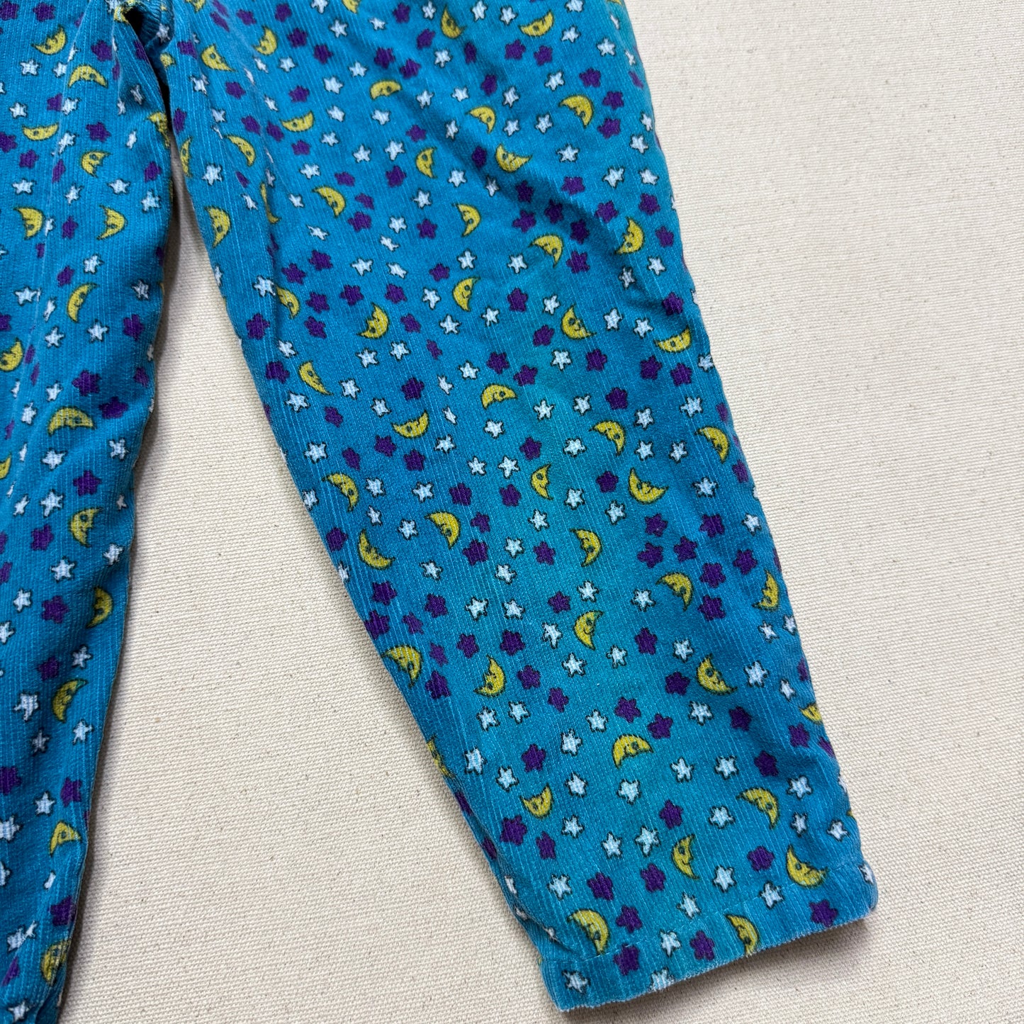 90s Kids Toddler Vintage Star Moon AOP Longsleeve Tshirt & Corduroy Overall 2pc Set / 24m 2T 3T