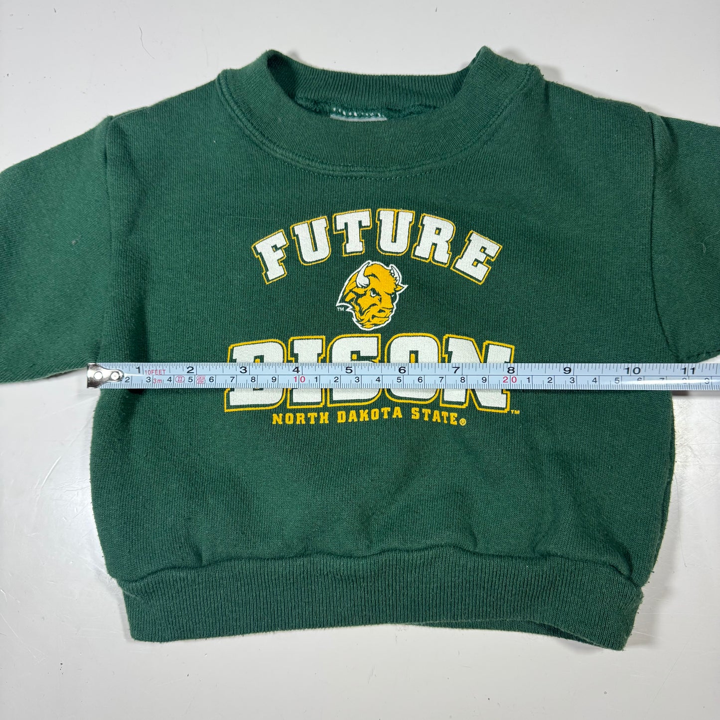 Early 2000s Kids Baby Vintage Future Bison North Dakota State Green Pullover Crew Sweatshirt 12M