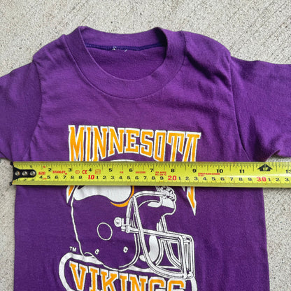 Kids Vintage Minnesota Viking Football Purple T-Shirt 5Y 7Y