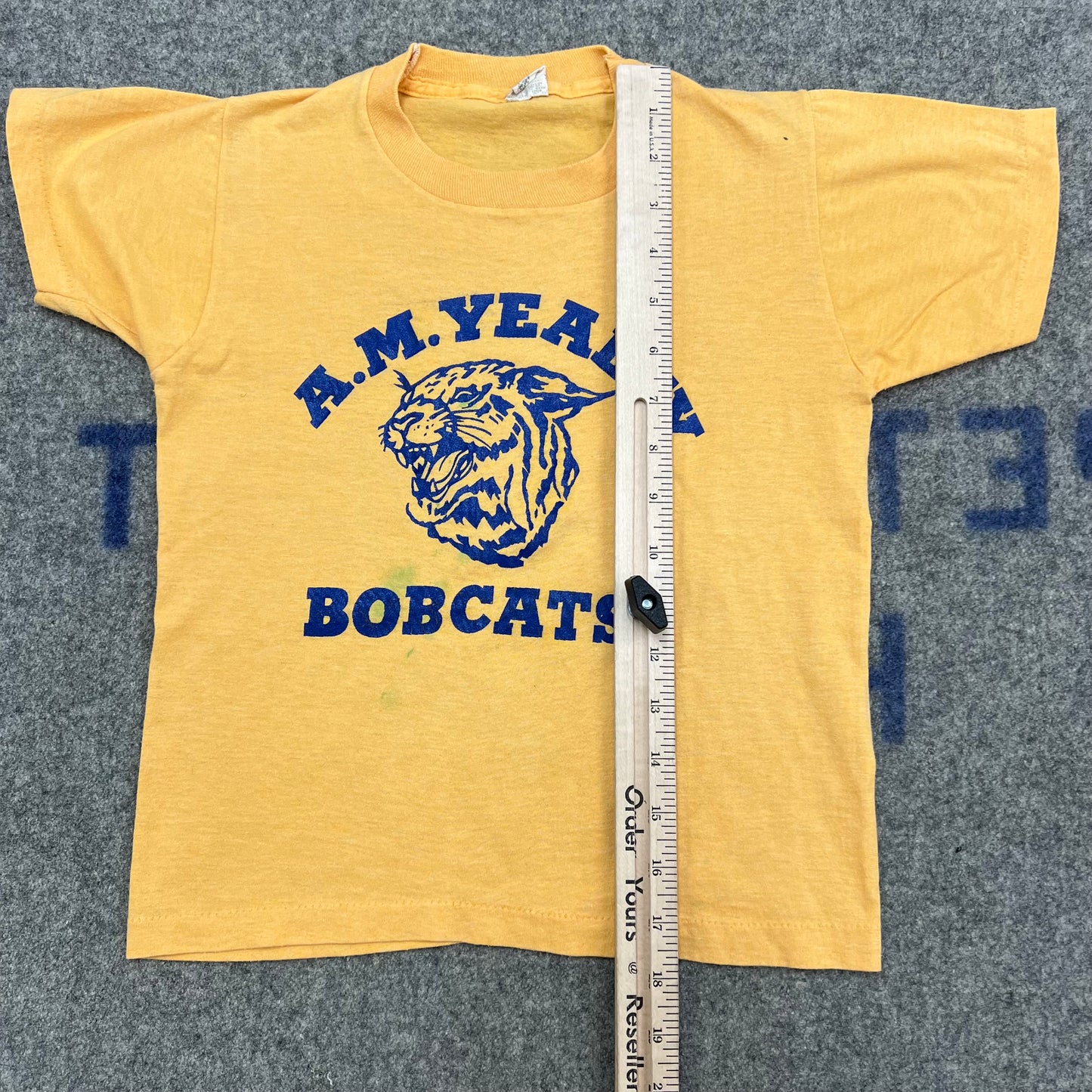 Vintage Kids 80’s Screen Stars Bobcats Yellow T-shirt 10-12Y BabyT