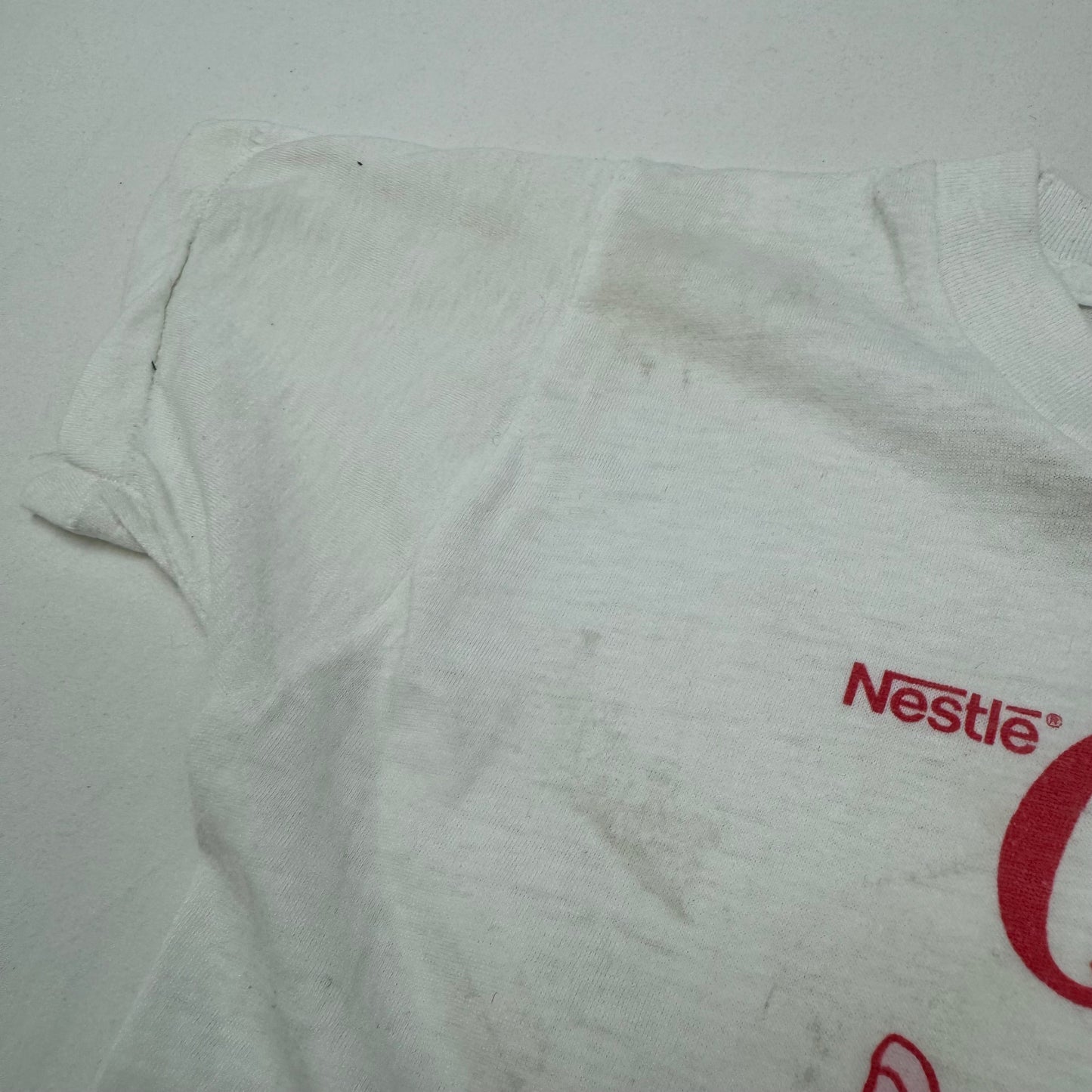 Kids Vintage Nestle Quick Bunny T-Shirt `It’ll tickle you pink’ 10-12