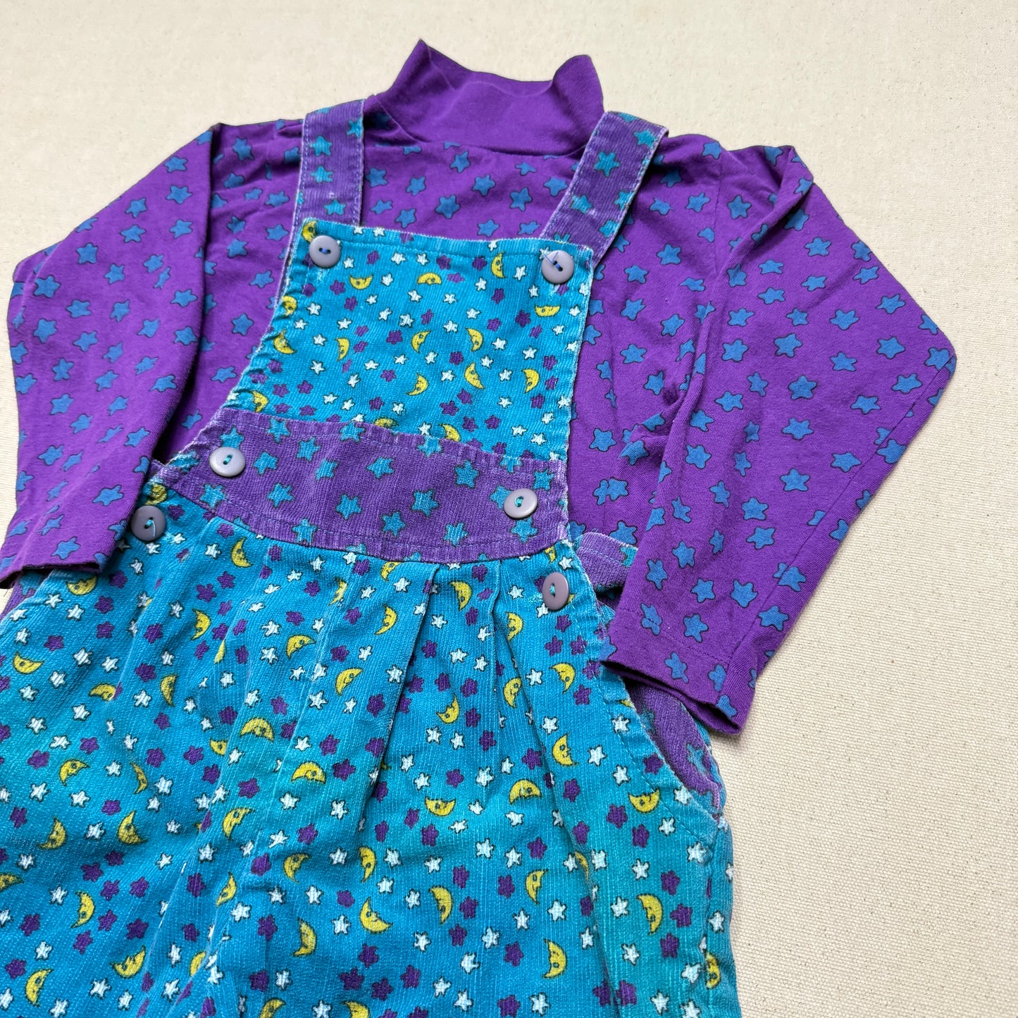 90s Kids Toddler Vintage Star Moon AOP Longsleeve Tshirt & Corduroy Overall 2pc Set / 24m 2T 3T
