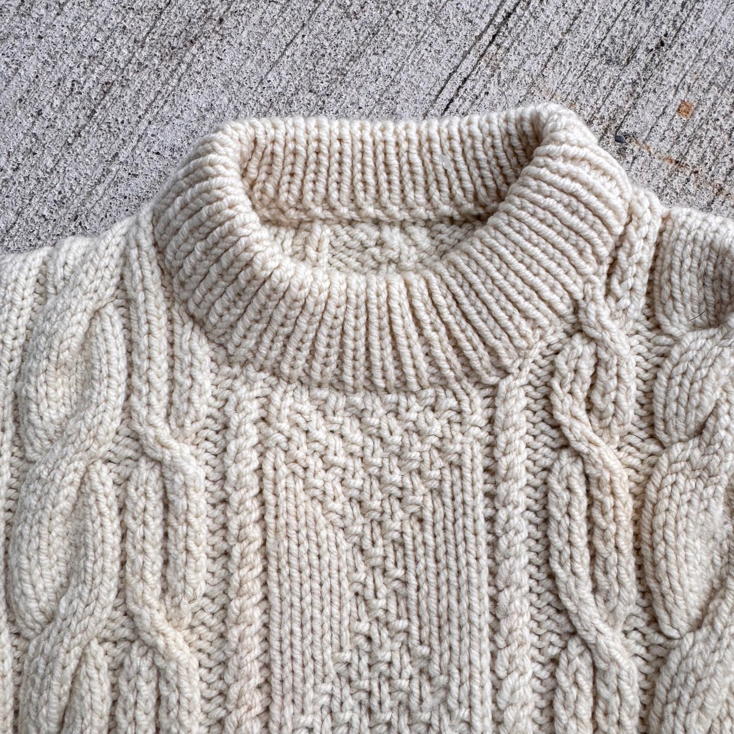 Kids Vintage Hand Knit Pullover Cream/Off White Sweater 4Y 5Y 6Y