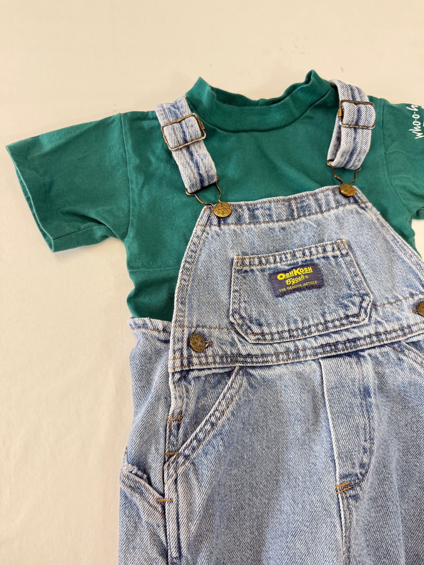 90s Kids Toddler Infant Vintage Oshkosh Bgosh Tshirt and Denim Overall 2pc Set / 12m 18m 24m / Made in USA set