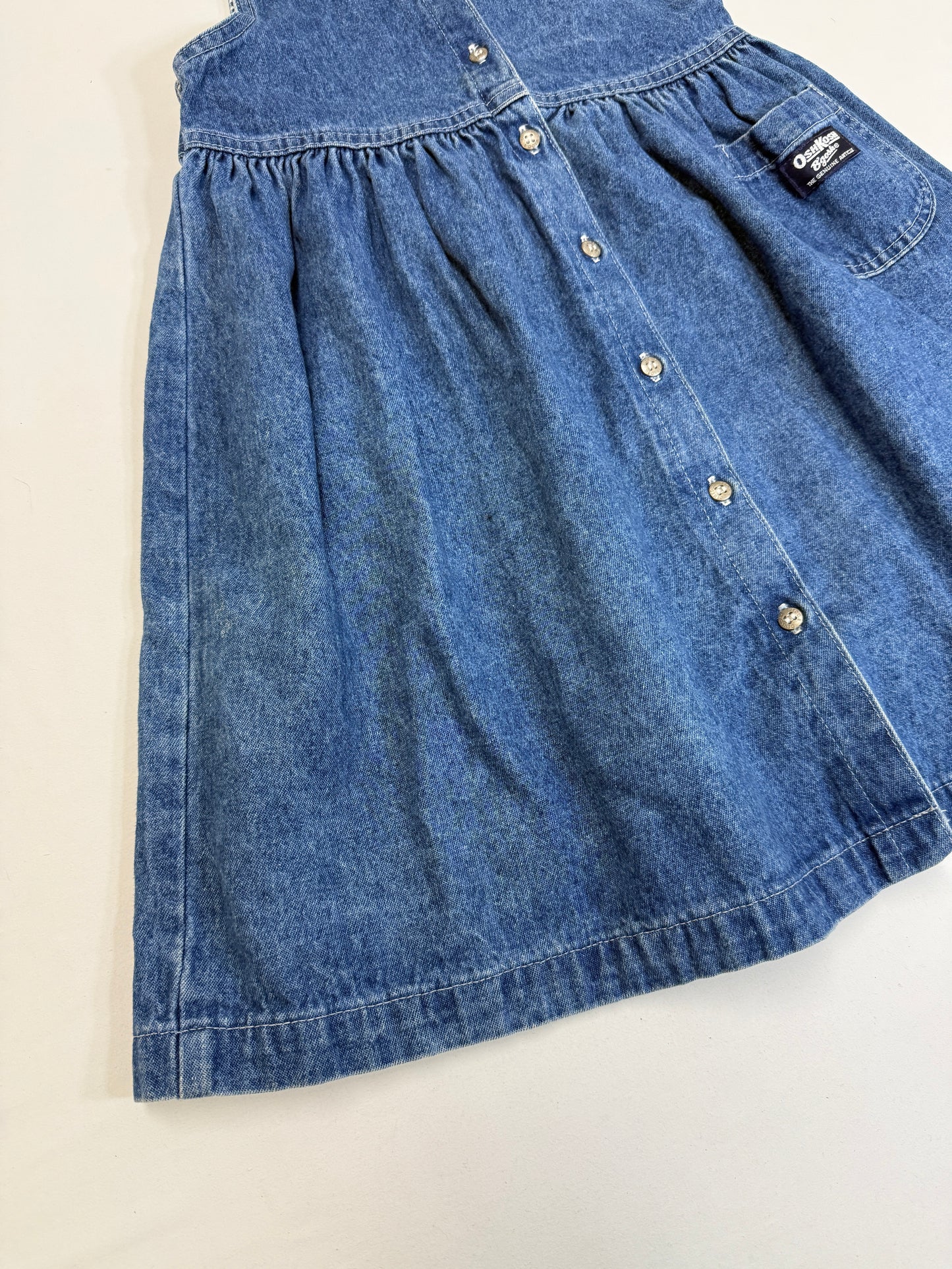 90s 2000' Kids Vintage OshKosh Bgosh Front Open Button Up Light Denim Casual Dress / 5T 6y / Made in USA