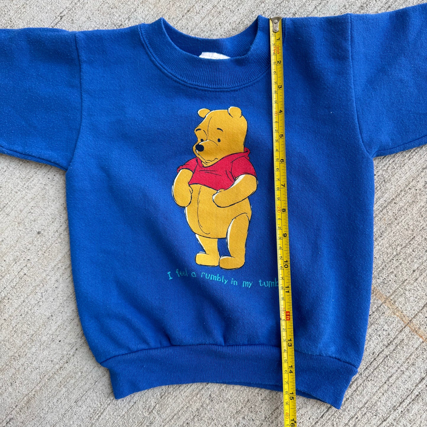 Kids Vintage Disney Winnie The Pooh “ I Feel A Rumbly In My Tummy” Blue Pullover Sweatshirt 3Y 4Y