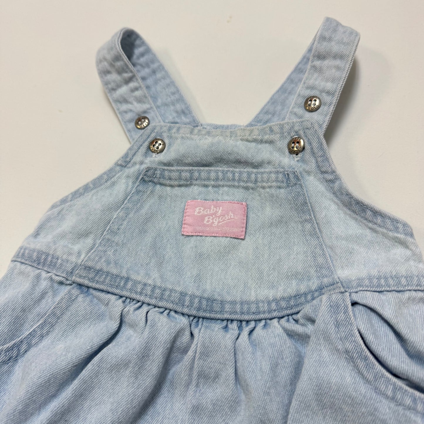 90s Kids Baby Vintage Oshkosh Bgosh Light Denim Shortall Romper Pink Label /6m/9m/12m