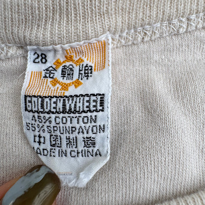 70s Kids Vintage Singapore Dragons Print on a Beige Short Sleeve T-Shirt 5Y 6Y