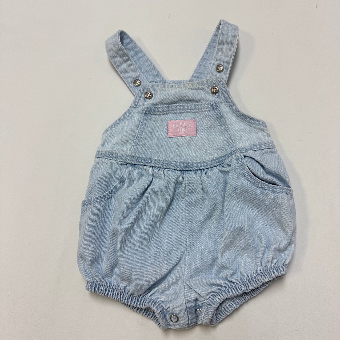 90s Kids Baby Vintage Oshkosh Bgosh Light Denim Shortall Romper Pink Label /6m/9m/12m