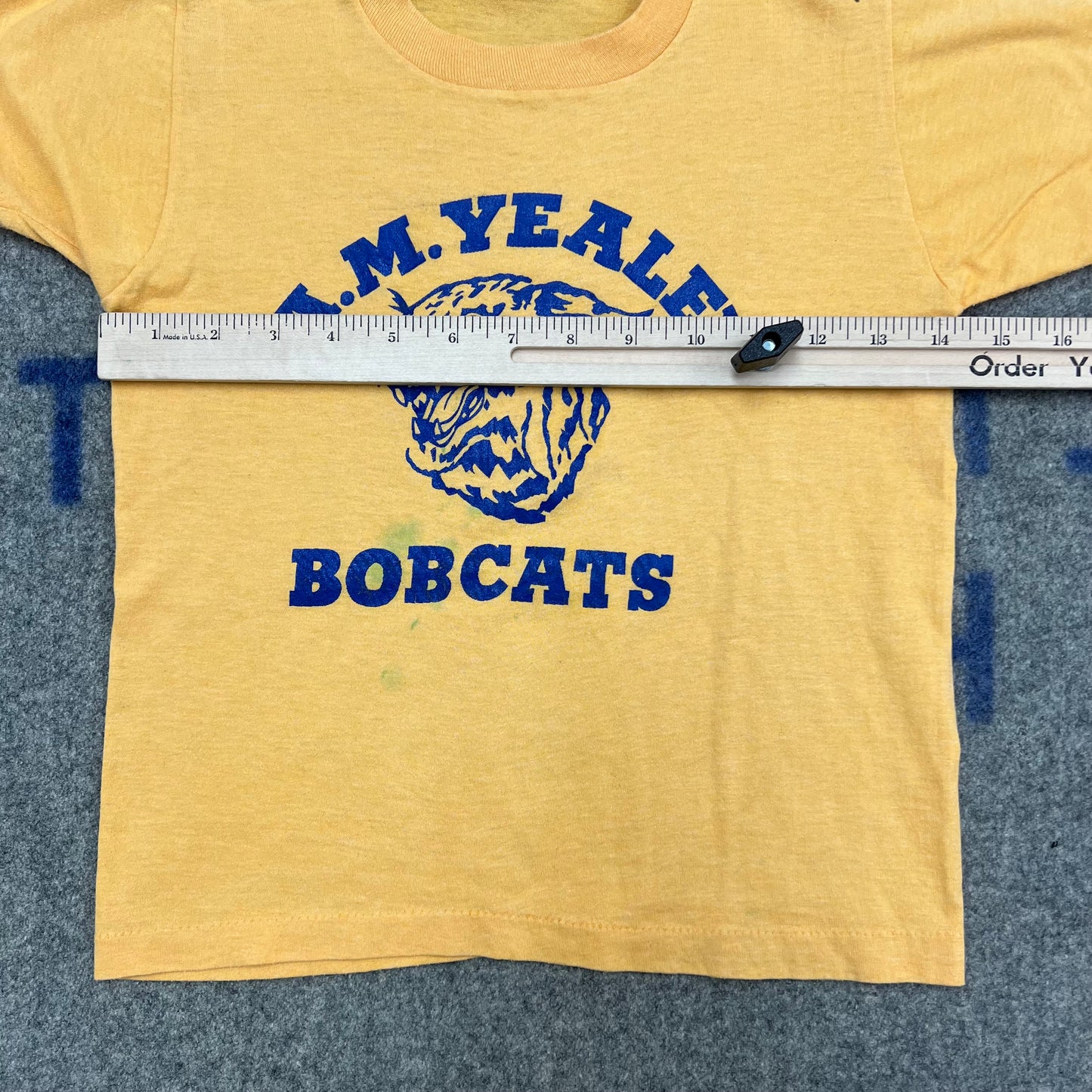 Vintage Kids 80’s Screen Stars Bobcats Yellow T-shirt 10-12Y BabyT