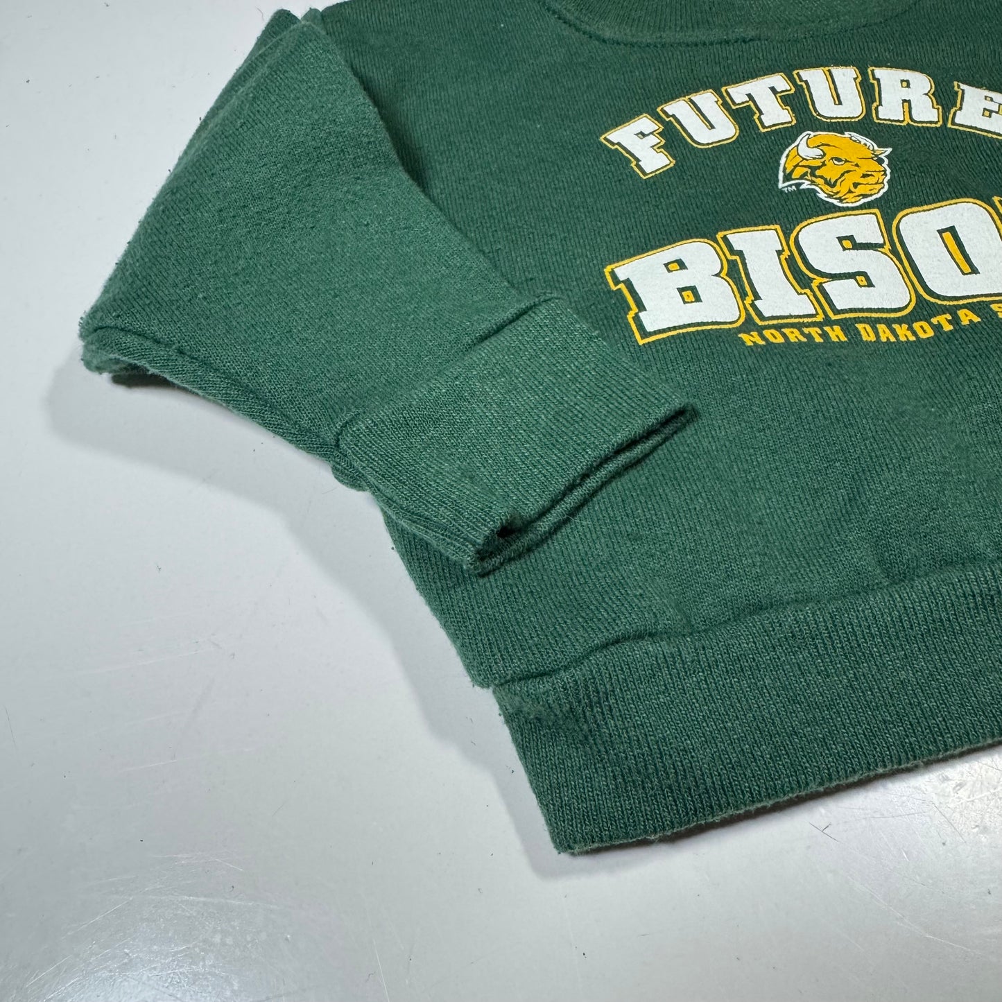 Early 2000s Kids Baby Vintage Future Bison North Dakota State Green Pullover Crew Sweatshirt 12M
