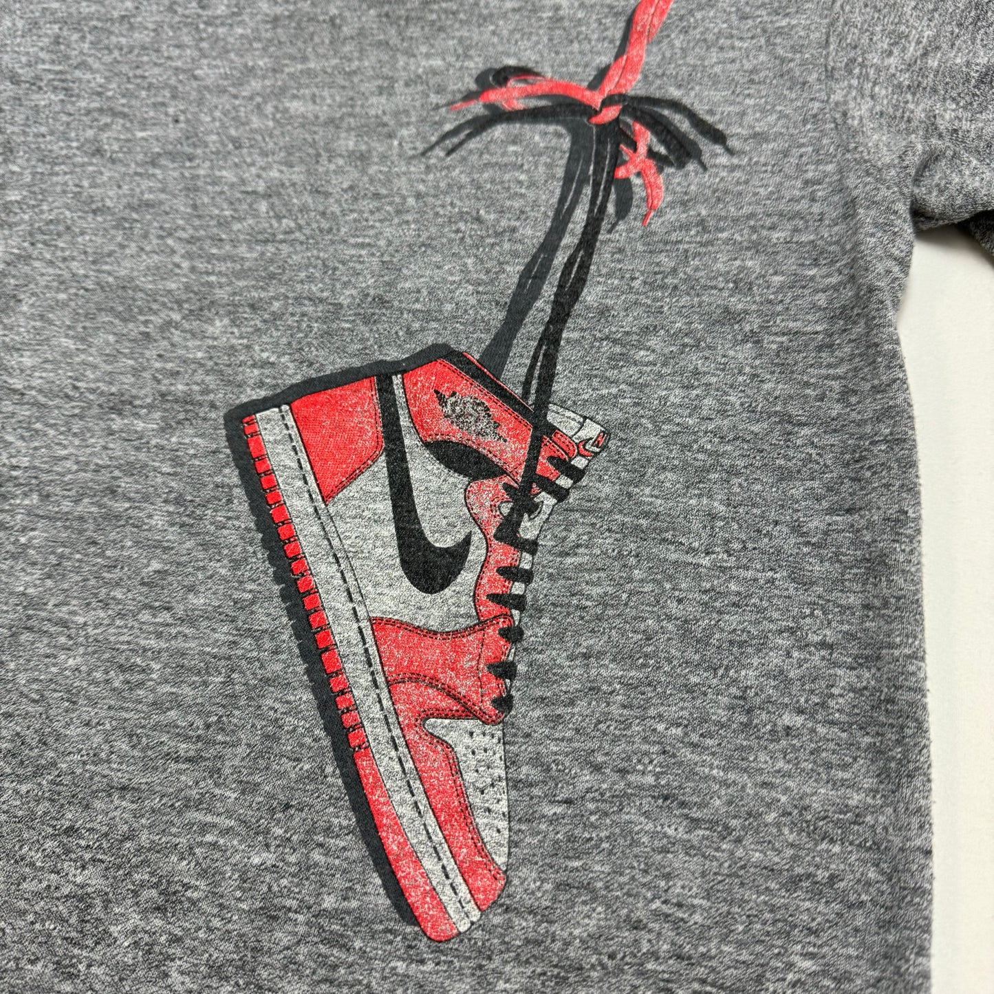 80s Kids Nike Air Jordan Sneaker Over the Shoulder T-shirt Size M (8-10Y)